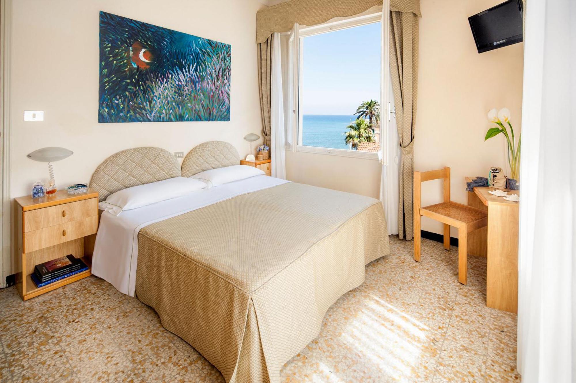 Hotel Golfo E Palme 디아노마리나 객실 사진